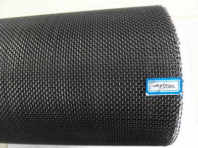 There is a tungsten wire mesh roll.